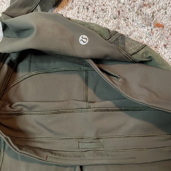 Lululemon Speed Up Camo Green Mesh Legging Size 8 - Picture 4 of 8